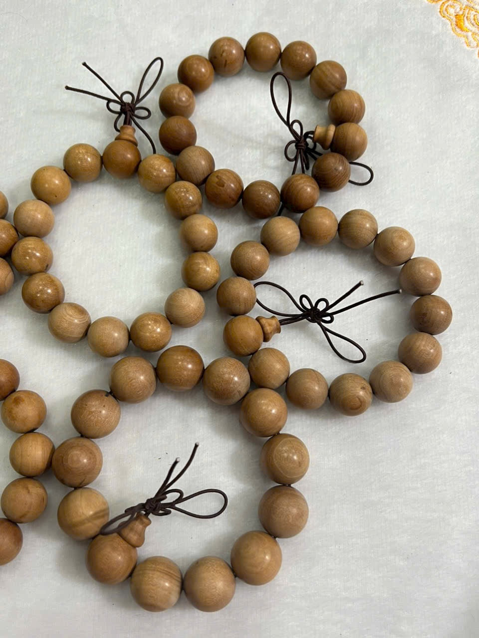 Premium Indian Sandalwood Bracelet,Natural Aroma, Handmade ,Spiritual Energy, 100% Wild Sandalwood