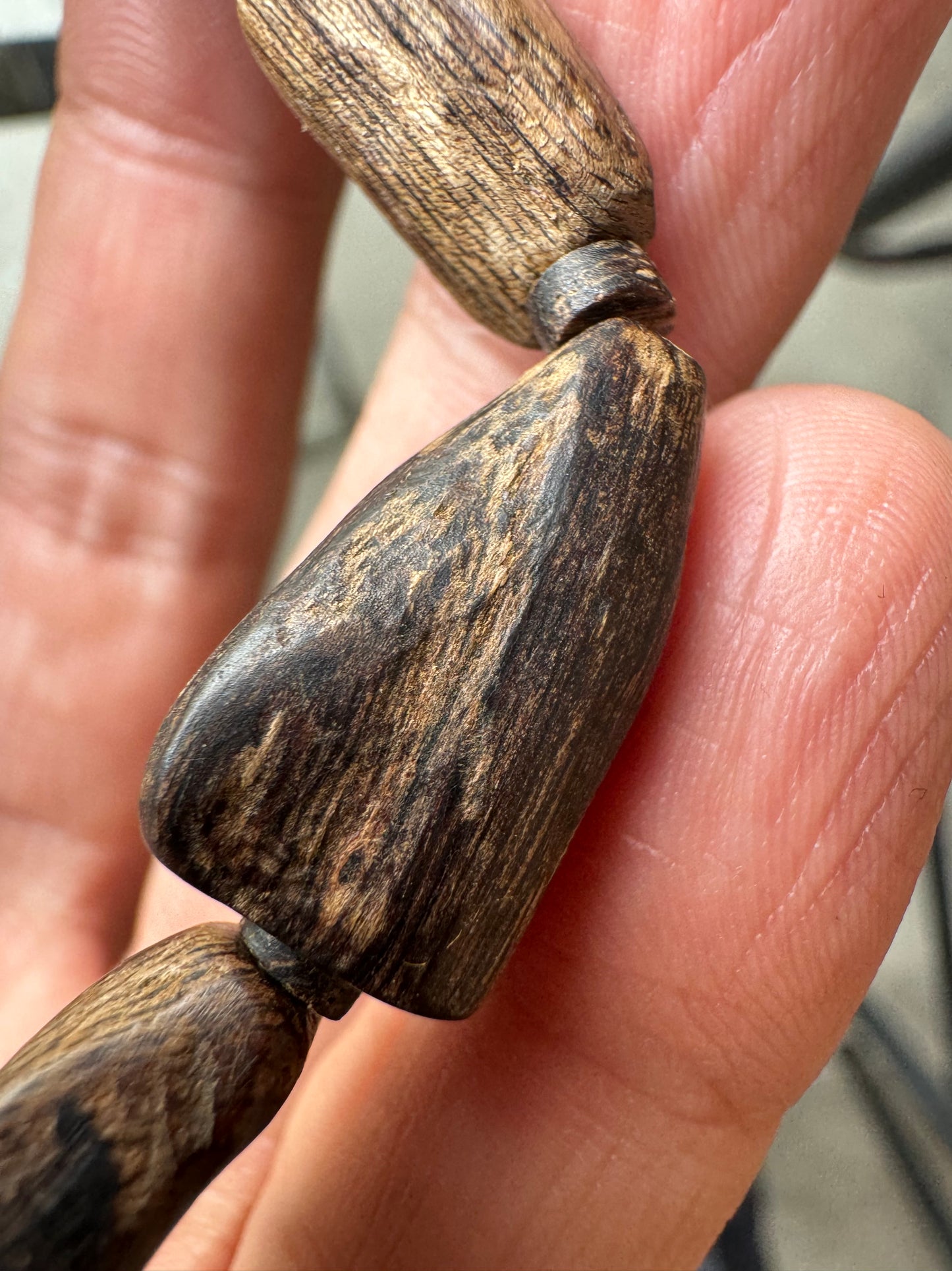 Wild Agarwood Sinking Bracelet , Agarwood Vietnamese Super King Grade , 1000 years of sedimentation
