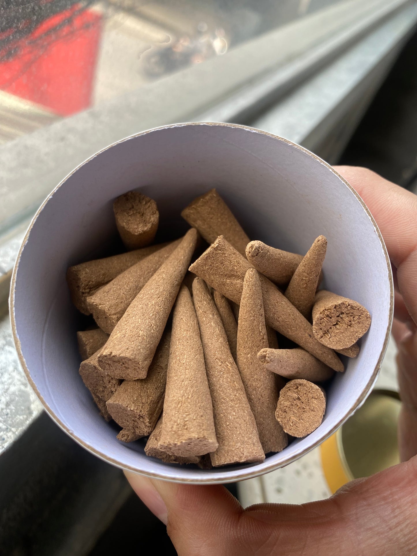 The highest Quality Agarwood Incense , Made from aged Agarwood , Lasting 15 Hours Aroma, Strong Aroma , 50 Cones Inbox