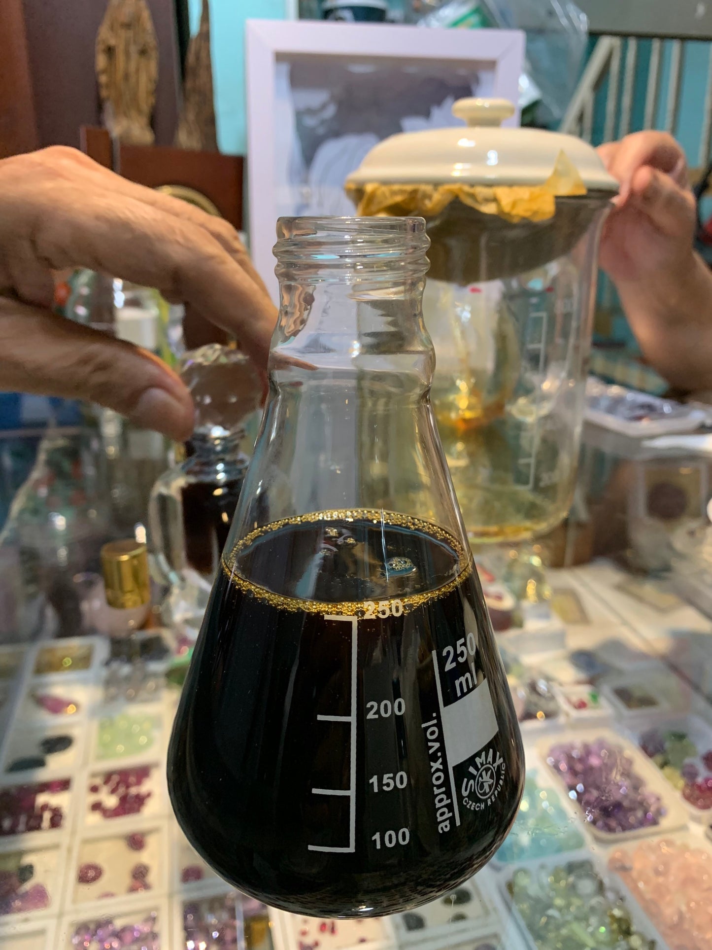 Pure Purple Kynam, Agarwood Oil from Vietnamese,Super King Agarwood Oil.