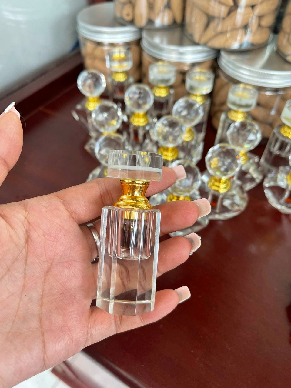 Pure Purple Kynam, Agarwood Oil from Vietnamese,Super King Agarwood Oil.