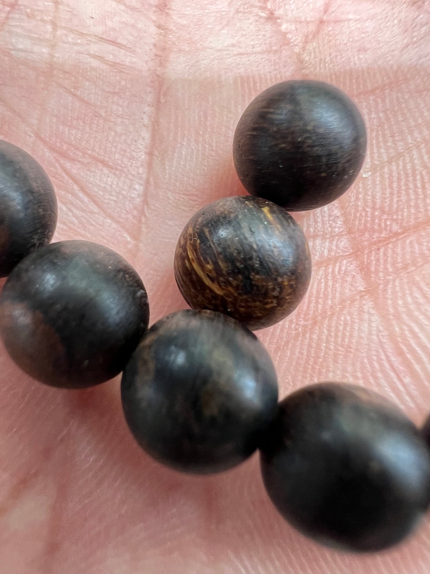 Agarwood Bracelet 8mm - 24beads