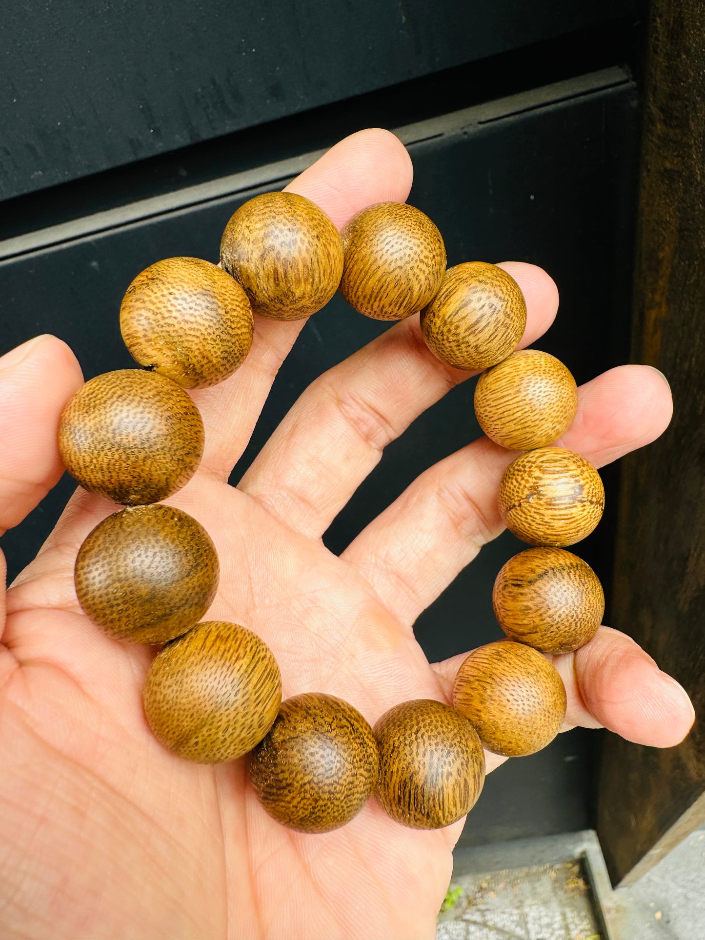 Wild Agarwood Bracelet Size 18mm , From Laos Forest , Strong Aroma