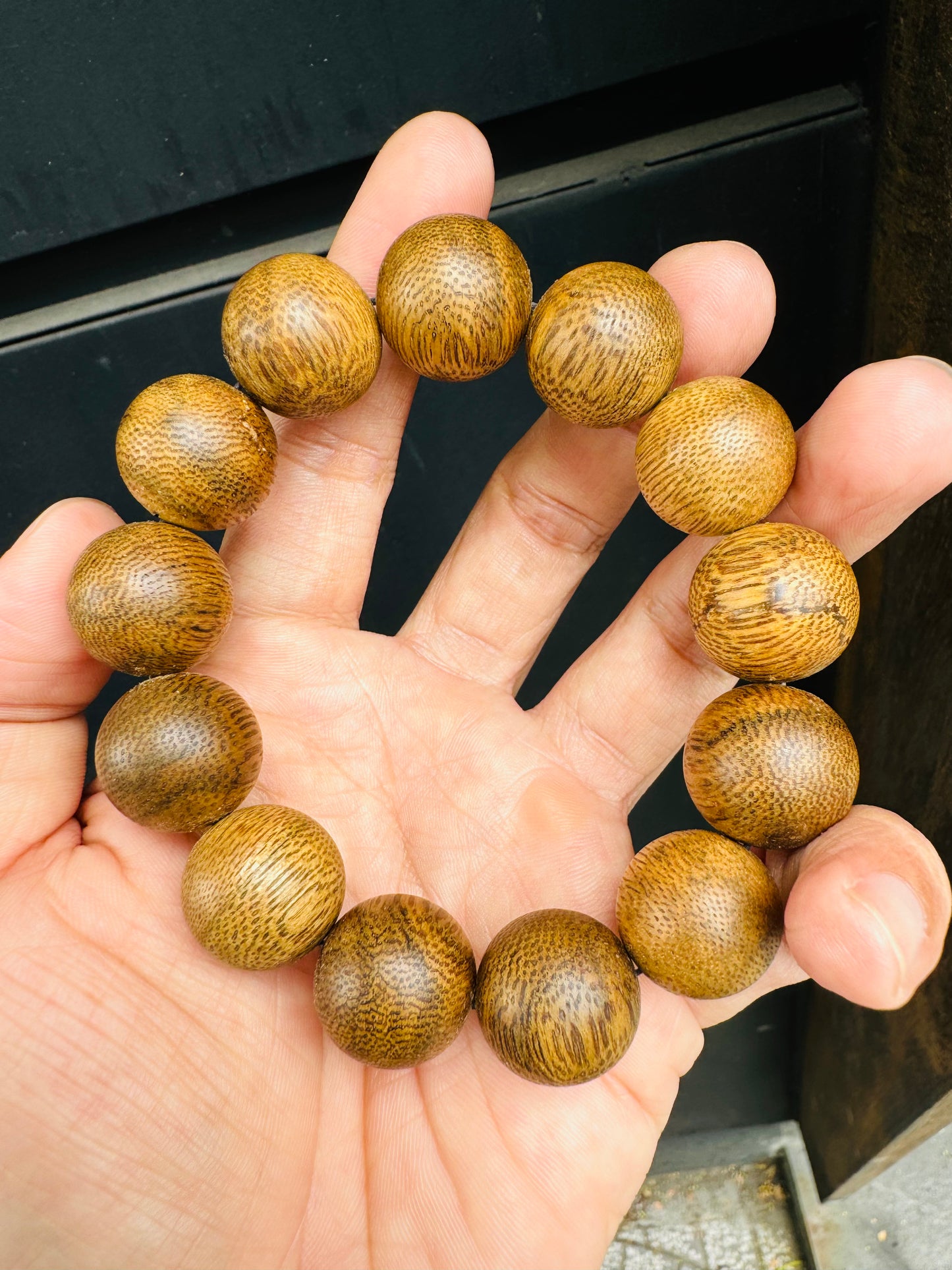 Wild Agarwood Bracelet Size 18mm , From Laos Forest , Strong Aroma