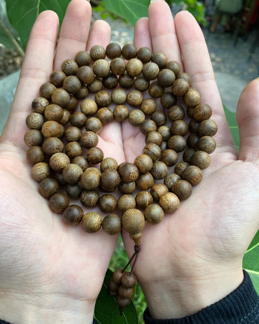 Quang Binh Wild Agarwood 108 Beads - Super Grade In Vietnamese / The fragrance is sweet / Strong Aroma
