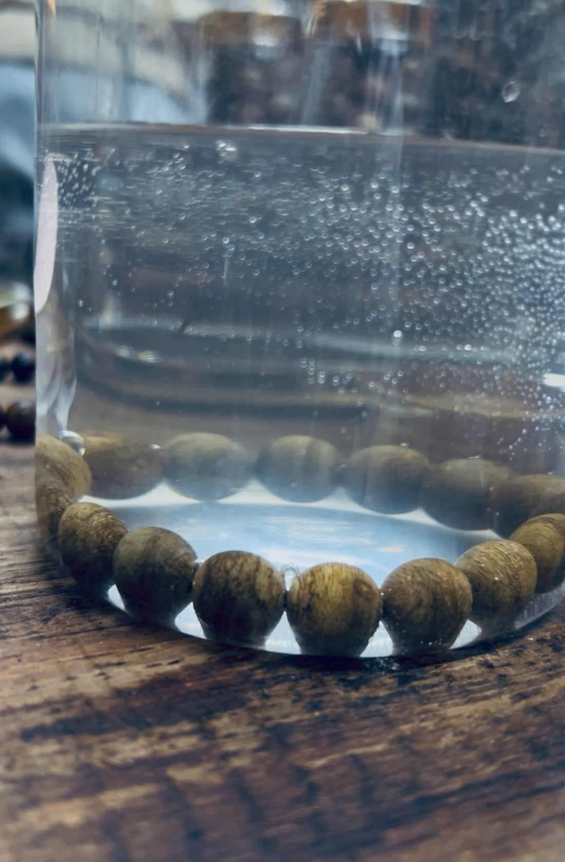 Does Real Agarwood Have to Sink in Water?