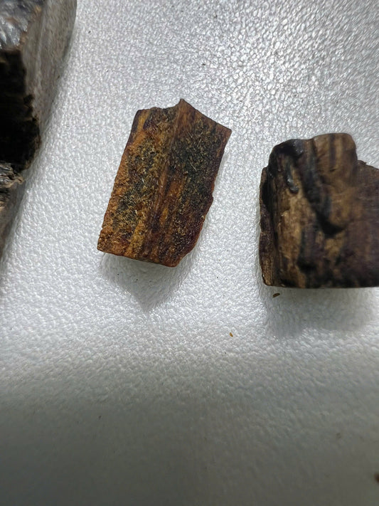 Different Types of Vietnamese Ky Nam (White, Yellow, Red & Black Ky Nam)
