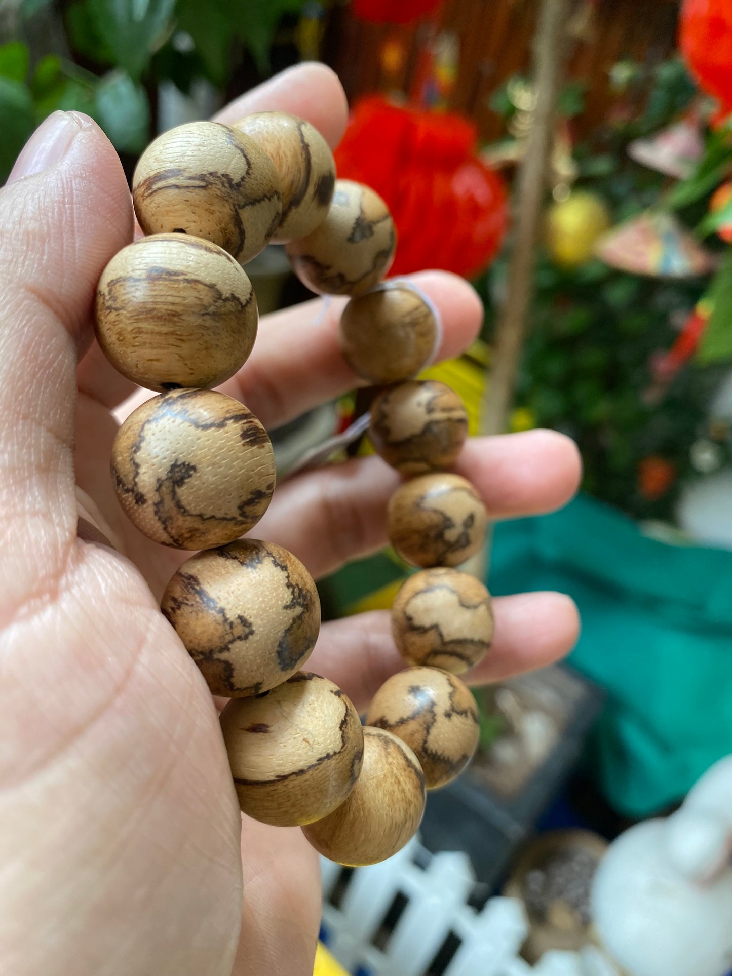 Vietnamese Agarwood Flower Bracelet , Big Bead 16mm , Very Oil Agarwood , Strong Aroma, Only 1 Bracelet