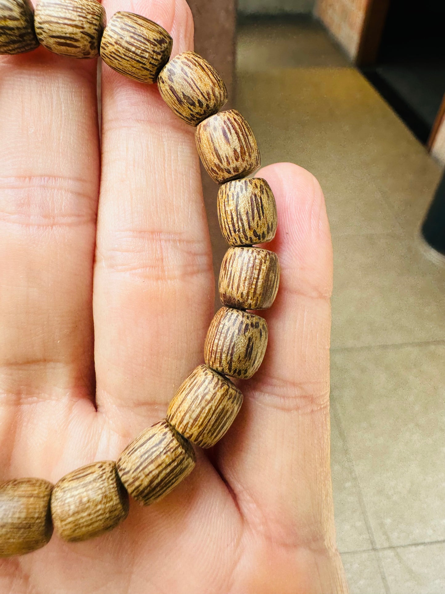 Campodia Agarwood Bracelet,Size 8mm,Campodia Pursat Agarwood, Strong Aroma.