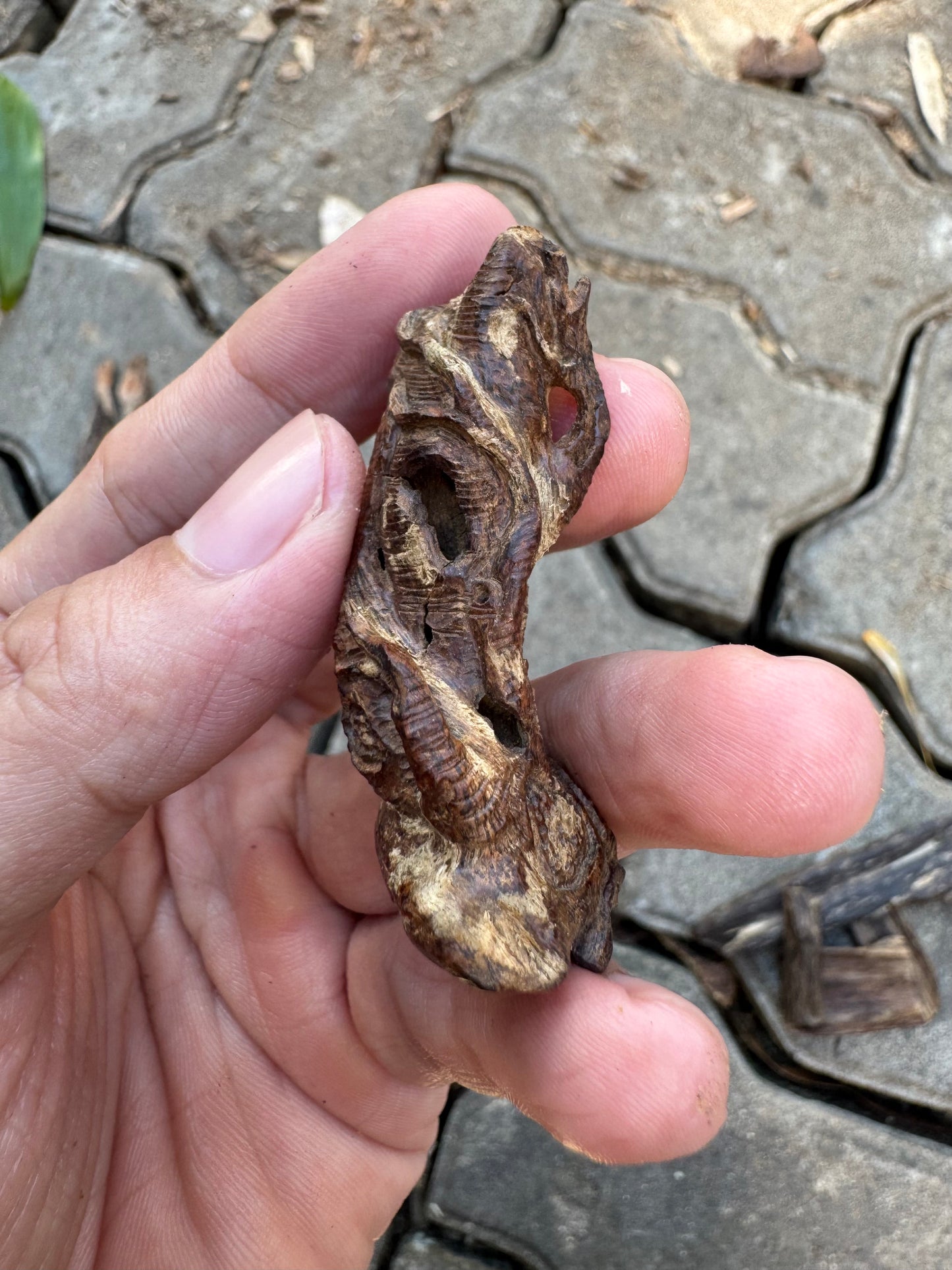Agarwood Vietnam Sinking Pendant , Rare Sinking Agarwood From Vietnamese Forest , Strong Natural Fragrance & Ancient Resin Layers