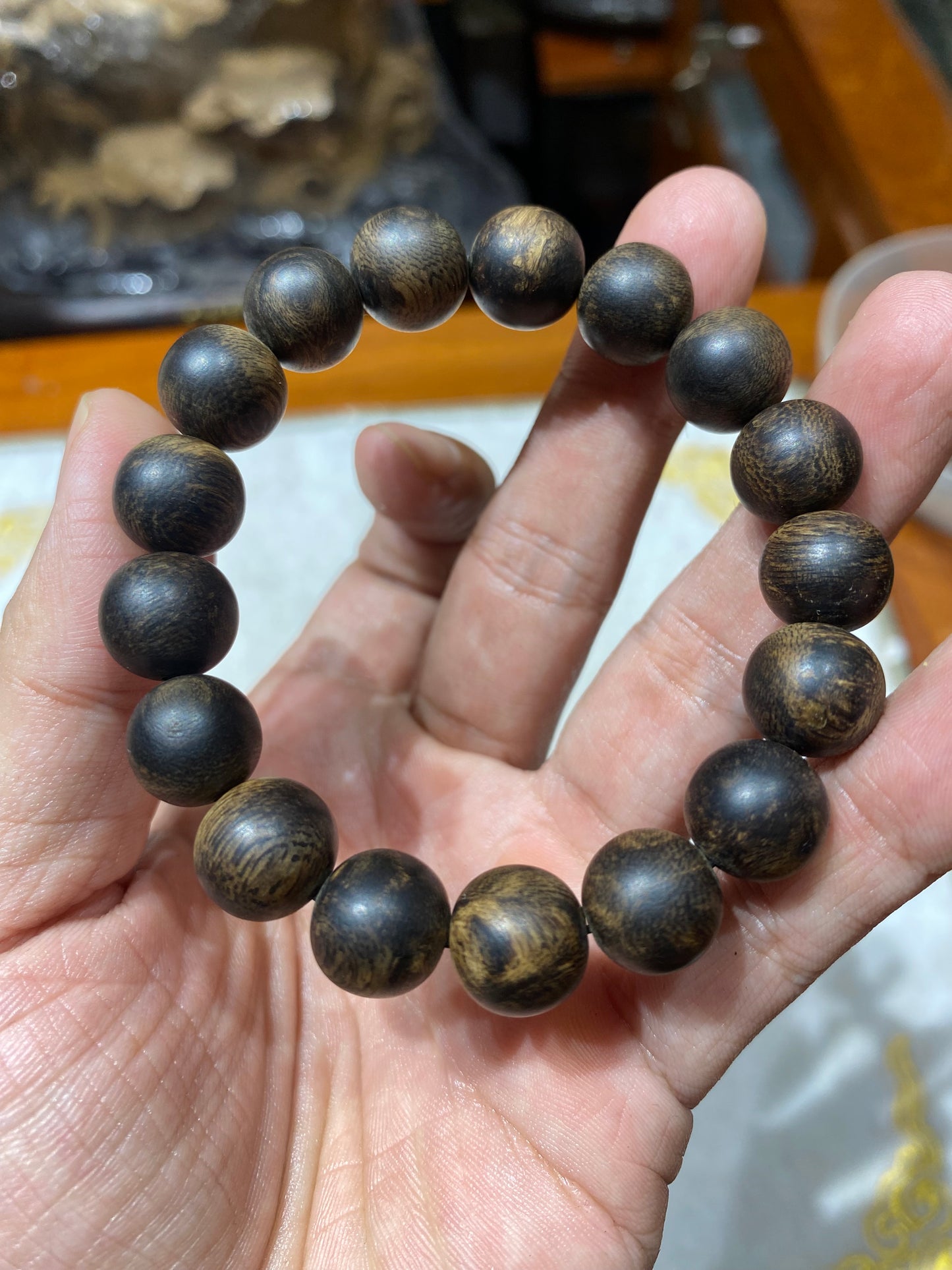 Super rare Agarwood Bracelet, super luxurious Philippine Agarwood sinking in water , Sinking Agarwood Size 12mm z