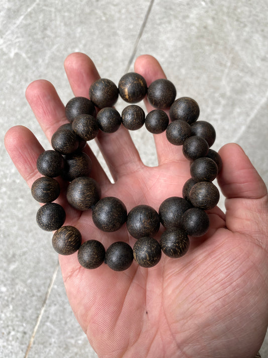 Vietnamese Agarwood Bracelet , Agarwood Black Beads ,Super Strong Aroma , Sinking Agarwood Bead.