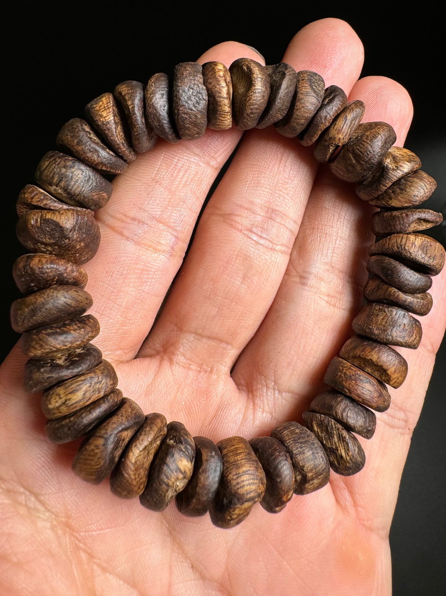 Super Grade Agarwood Bracelet , From Nha Trang Agarwood , Very Rare , Only 1, Strong Aroma, Very Oil