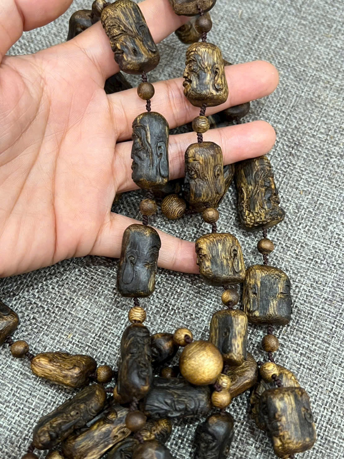 Wild Agarwood Necklace with 12 Arhats – A Unique Spiritual Masterpiece