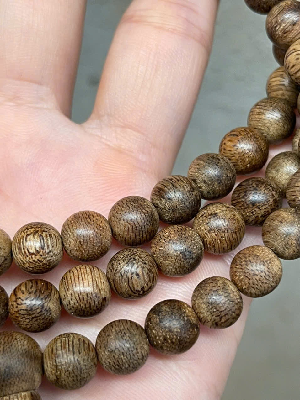 Campodia Agarwood 108 Beads Mala – Pursat Natural Agarwood, Rich Fragrance , Size 8mm , non-stretch cord