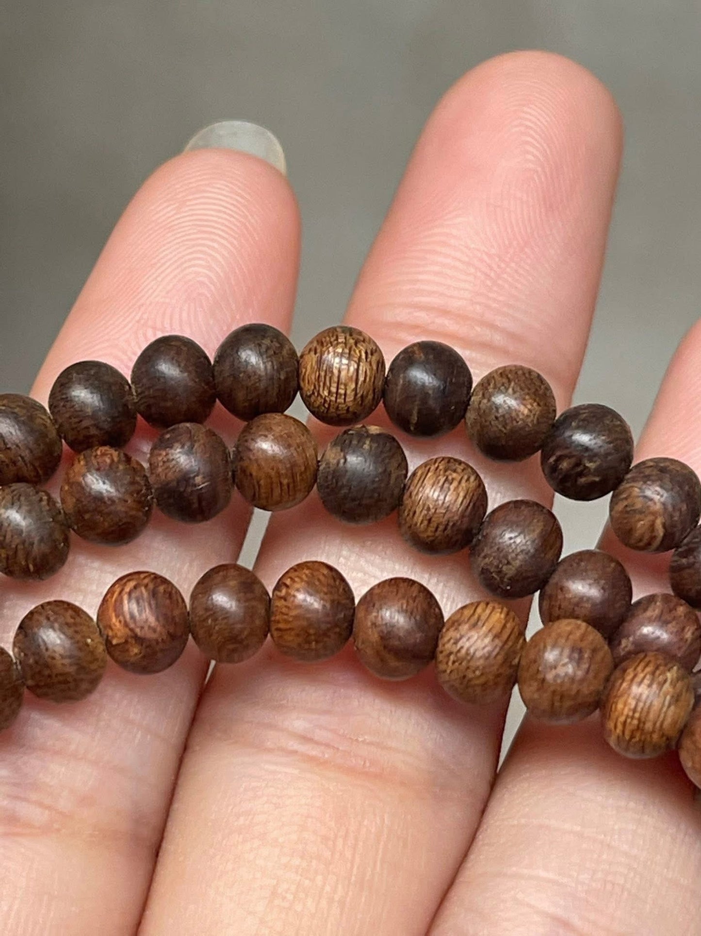 Near Sinking Agarwood 108 Beads , Super Grade Agarwood Size 6mm