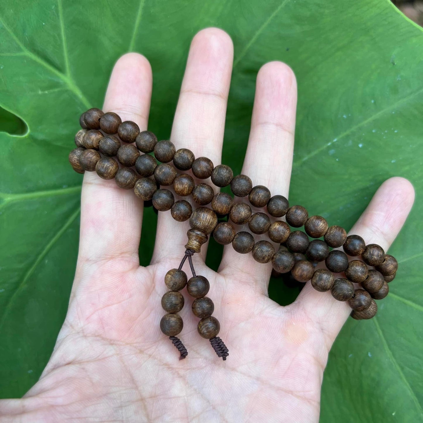 Wild Agarwood 108 Beads Dark Color , Indonesia Agarwood Mala , Mala Black Beads.