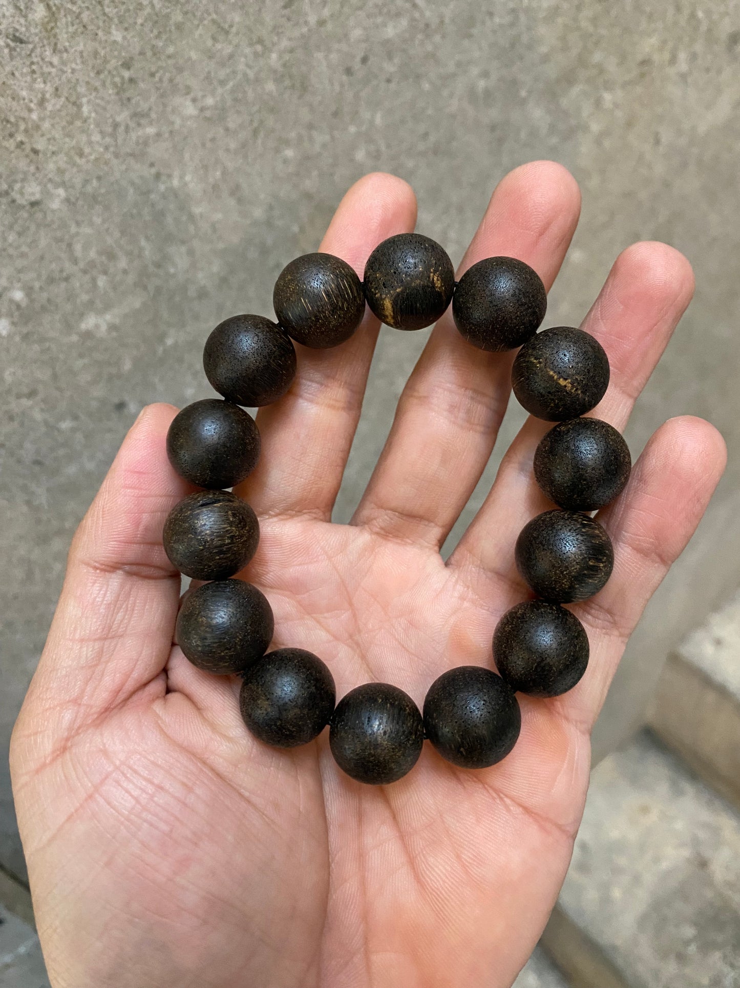 Vietnamese Agarwood Bracelet , Agarwood Black Beads ,Super Strong Aroma , Sinking Agarwood Bead.