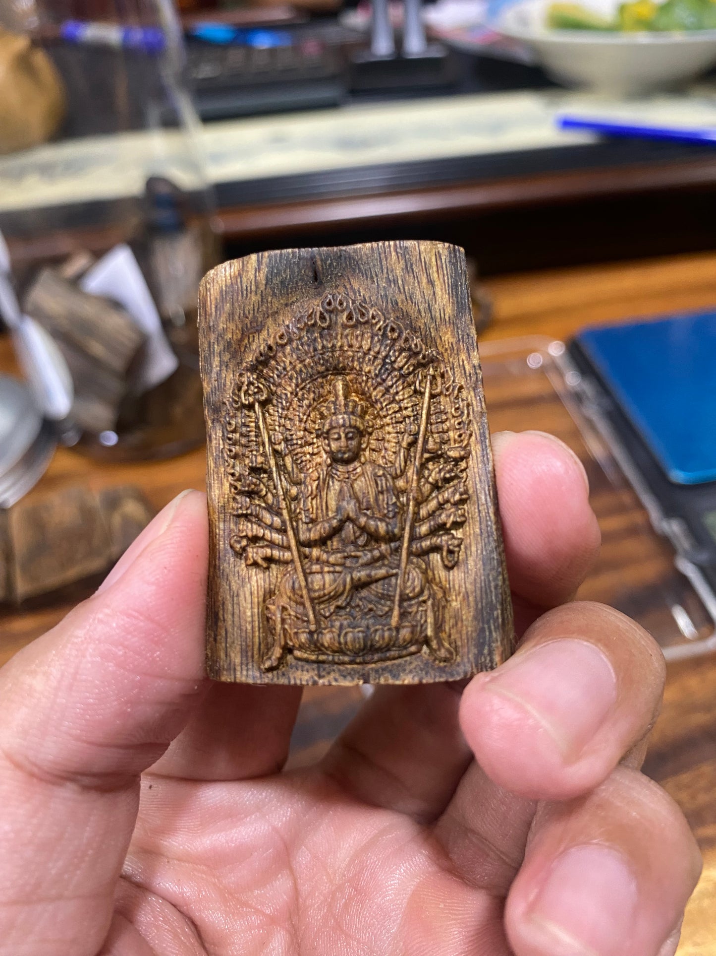 Namo Thousand Hands – Thousand Eyes Pendant Agarwood