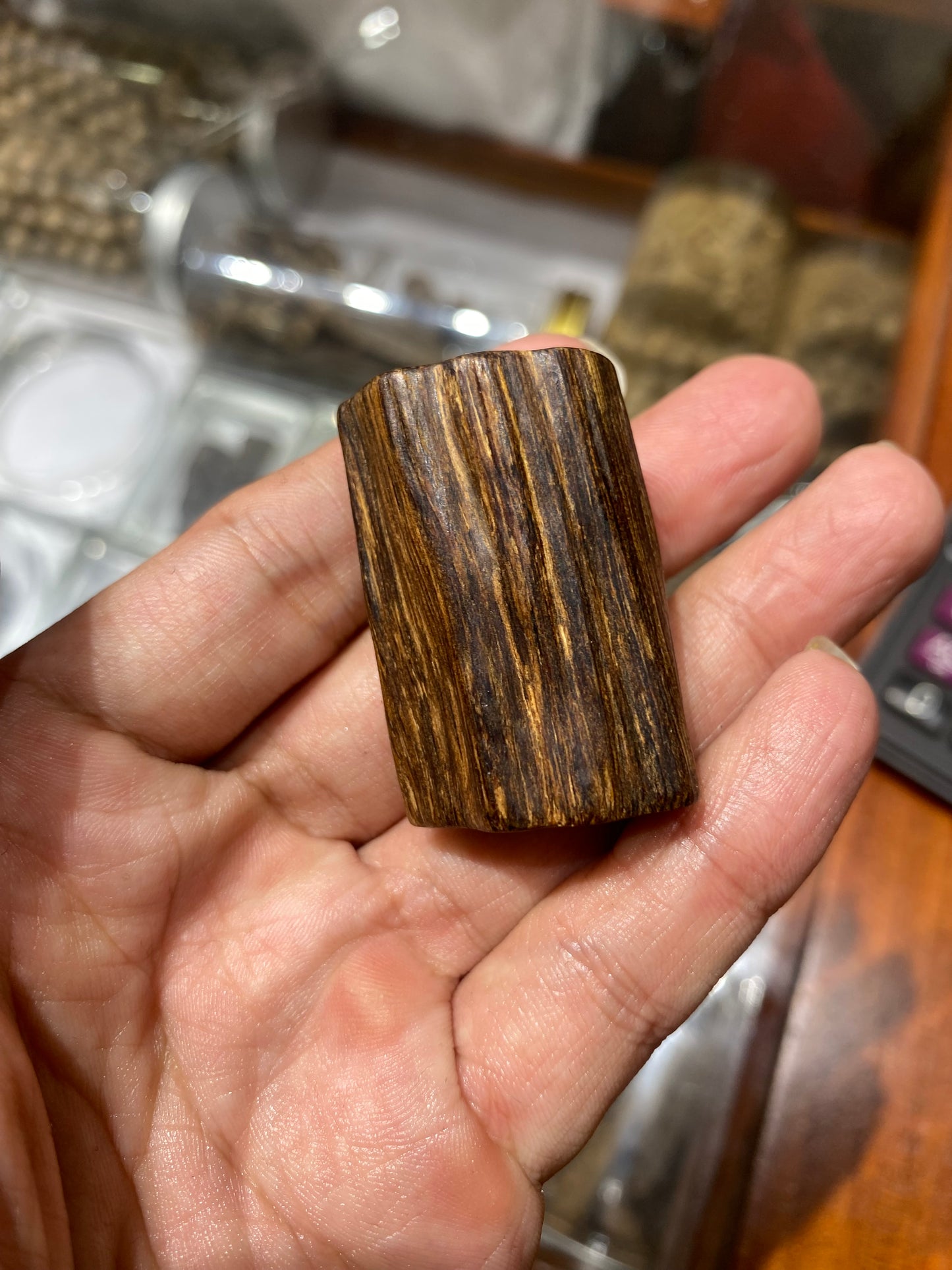 Super King Block Agarwood Sinking ,100% Wild Agarwood Vietnamese, Very Rare,Weight 51.11 grams, Only 1