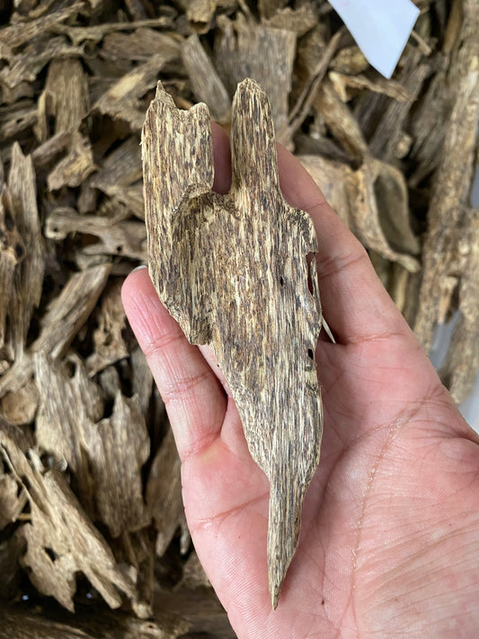 Wild Agarwood Chips From Vietnamese Forest , Super Grade Agarwood, OUD Chips , Natural Wild Oud Chips