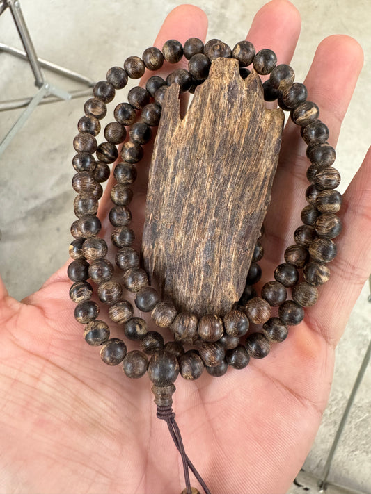 Rare Vietnamese Wild Sinking Agarwood 108-Bead Rosary – 6mm Super King Grade, All Beads Sinking