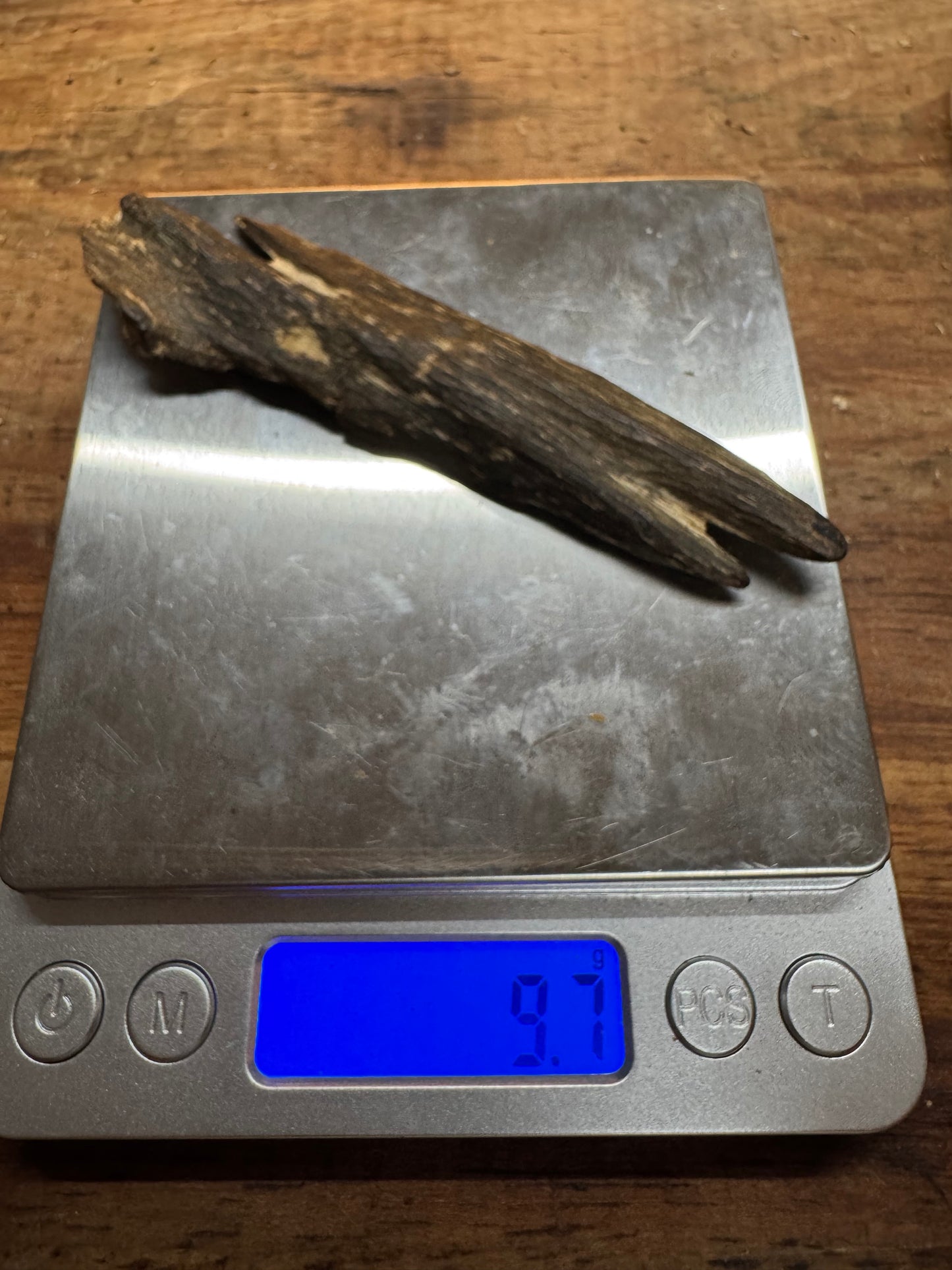 Agarwood Vietnam Sinking Pendant , Rare Sinking Agarwood From Vietnamese Forest , Strong Natural Fragrance & Ancient Resin Layers