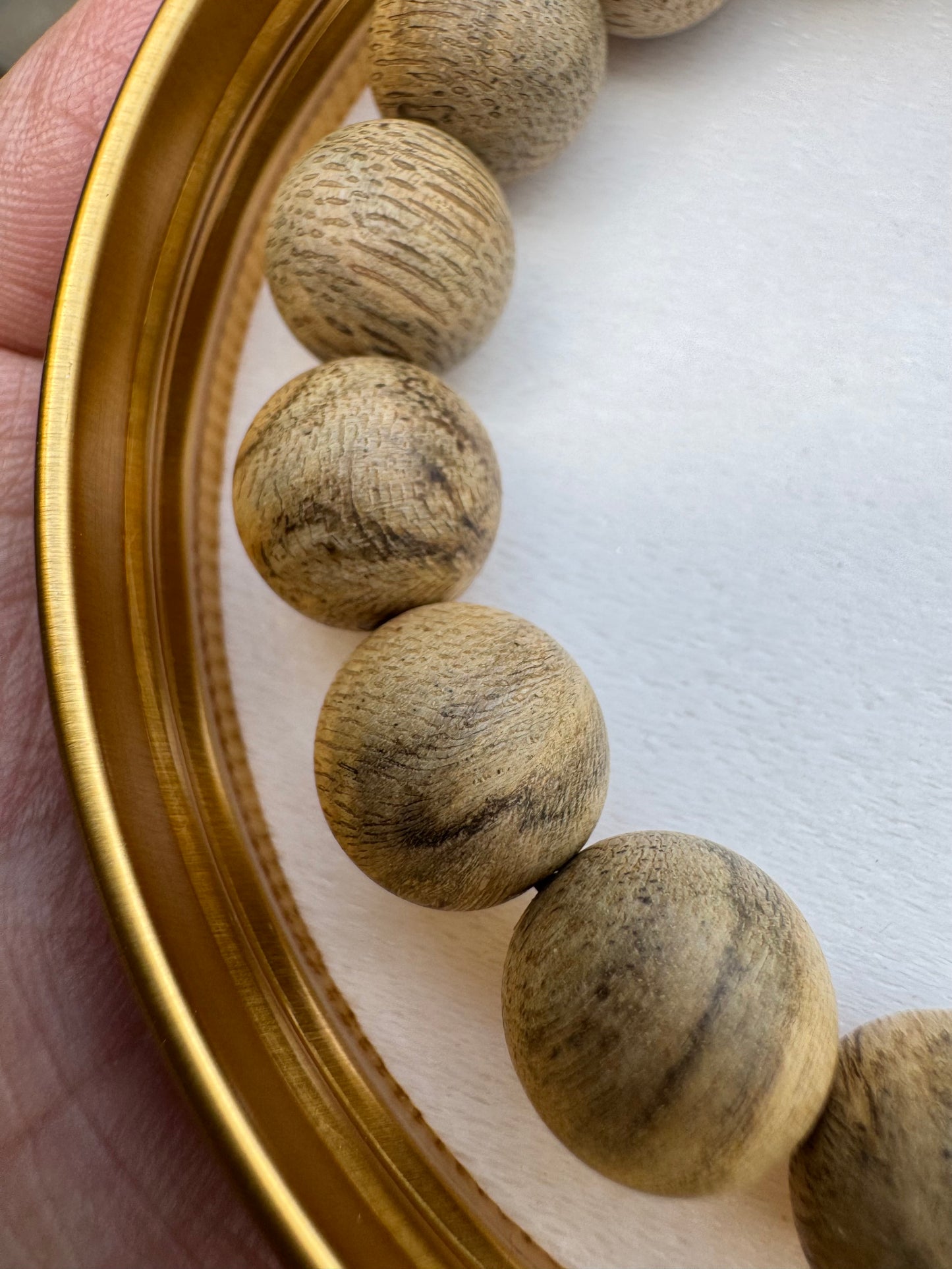 Natural Agarwood Bracelet from Khanh Hoa Forest – Raw Nha Trang Oud, Sweet Aromatic Scent