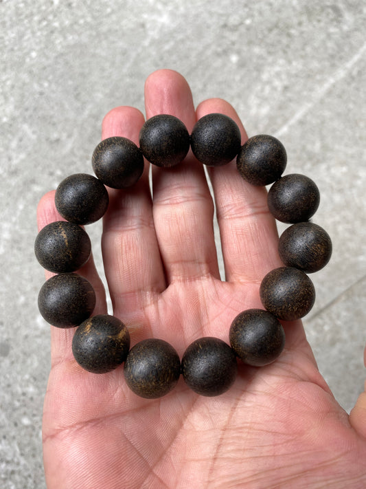 Vietnamese Agarwood Bracelet , Agarwood Black Beads ,Super Strong Aroma , Sinking Agarwood Bead.