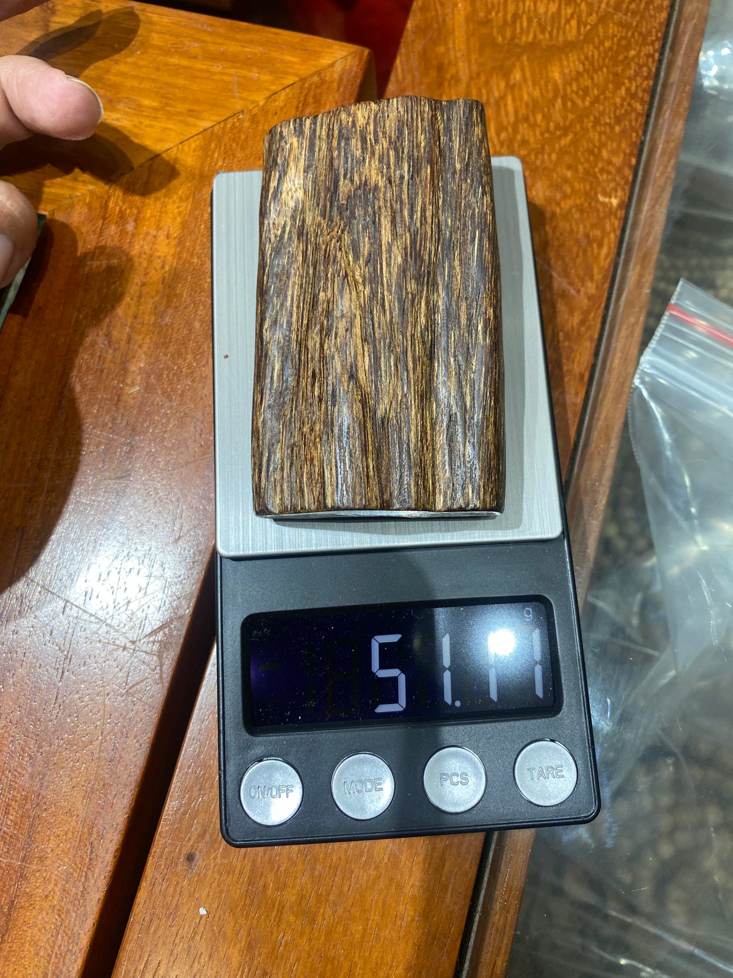 Super King Block Agarwood Sinking ,100% Wild Agarwood Vietnamese, Very Rare,Weight 51.11 grams, Only 1