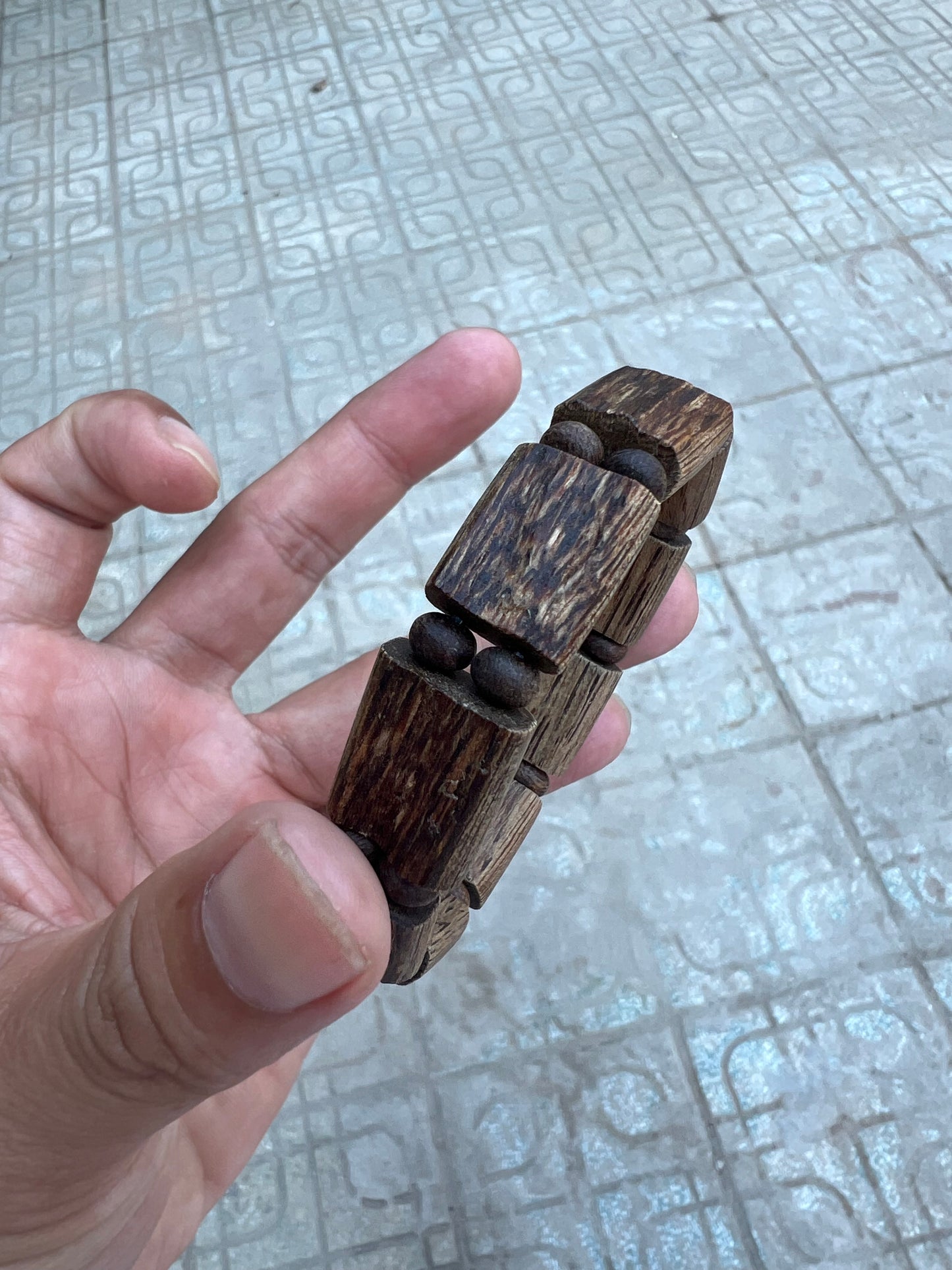 Vietnam Natural Agarwood Chunky Barrel Bracelet | Rare High-Oil Oud Wood