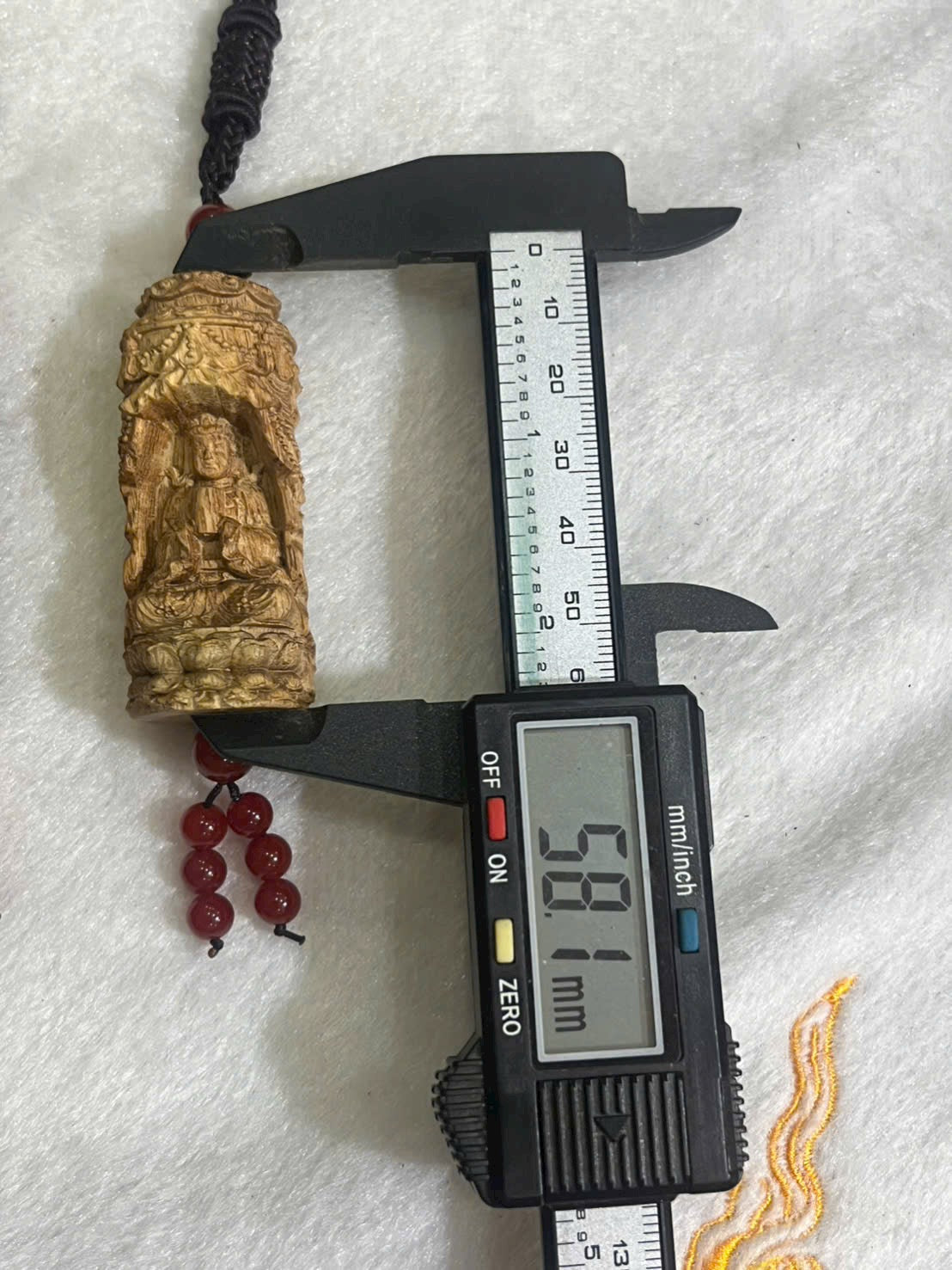 Agarwood Feng Shui Pendant – Sacred Car Hanging Ornament