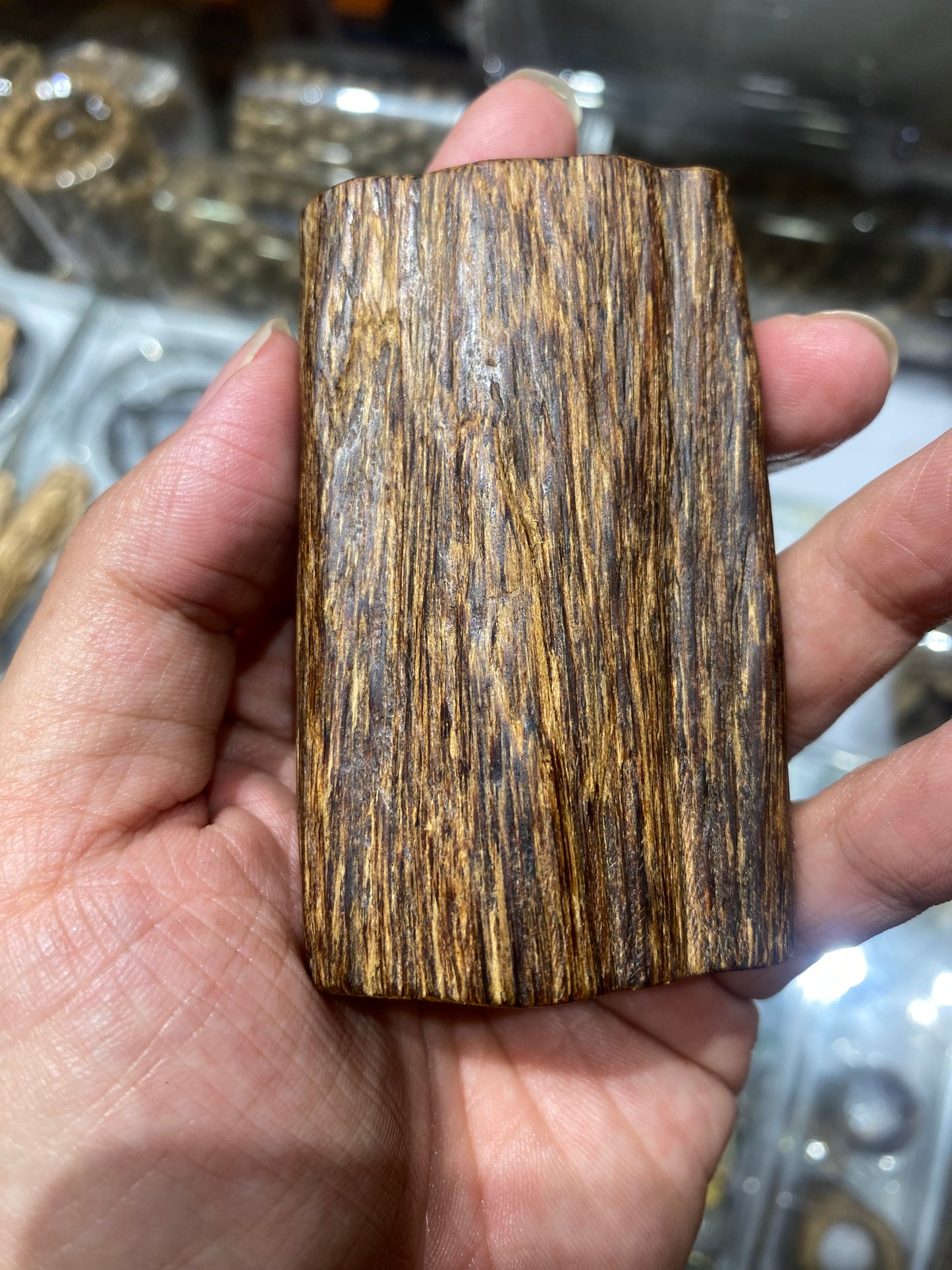 Super King Block Agarwood Sinking ,100% Wild Agarwood Vietnamese, Very Rare,Weight 51.11 grams, Only 1