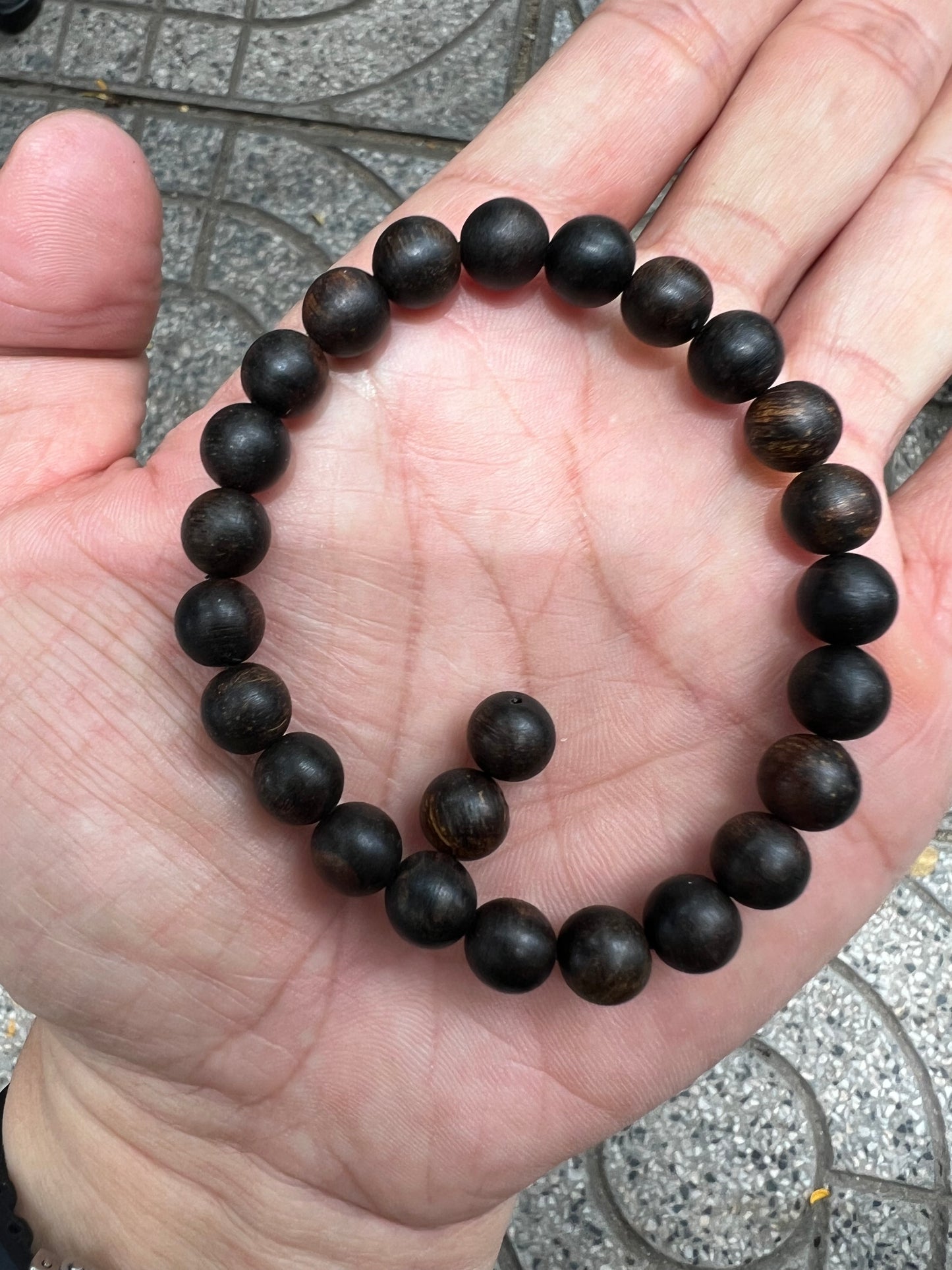 Agarwood Bracelet 8mm - 24beads