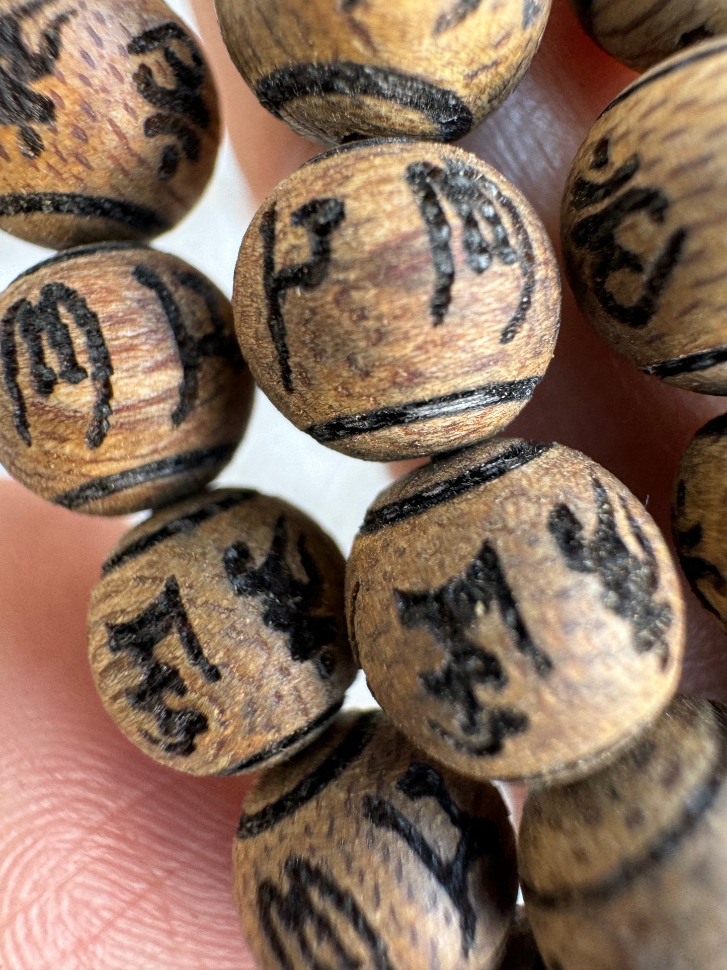 Natural Agarwood 108 Bead Omani sculpture, From Nha Trang Agarwood , Vietnamese Agarwood 108 Mala