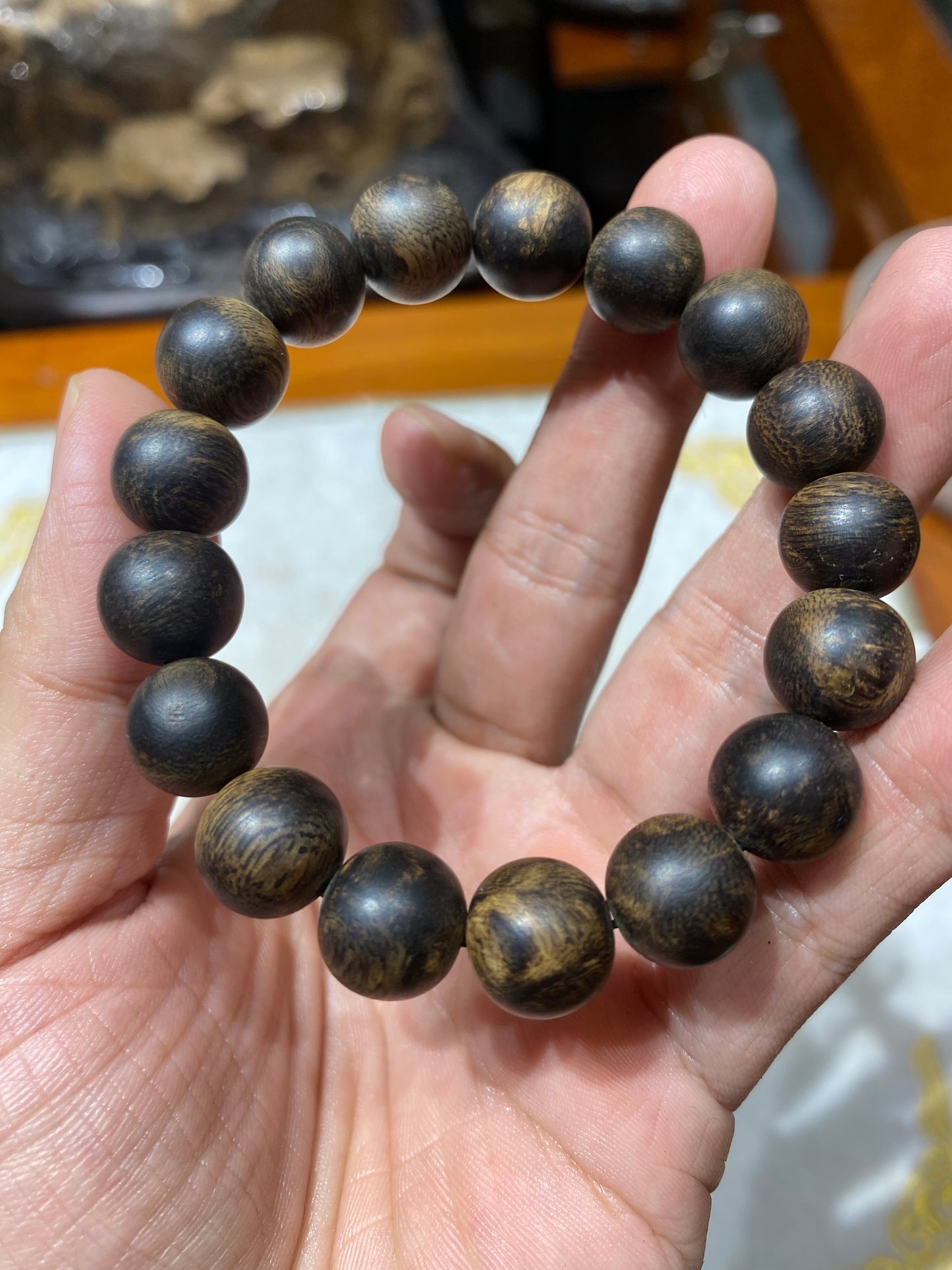 Super rare Agarwood Bracelet, super luxurious Philippine Agarwood sinking in water , Sinking Agarwood Size 12mm z