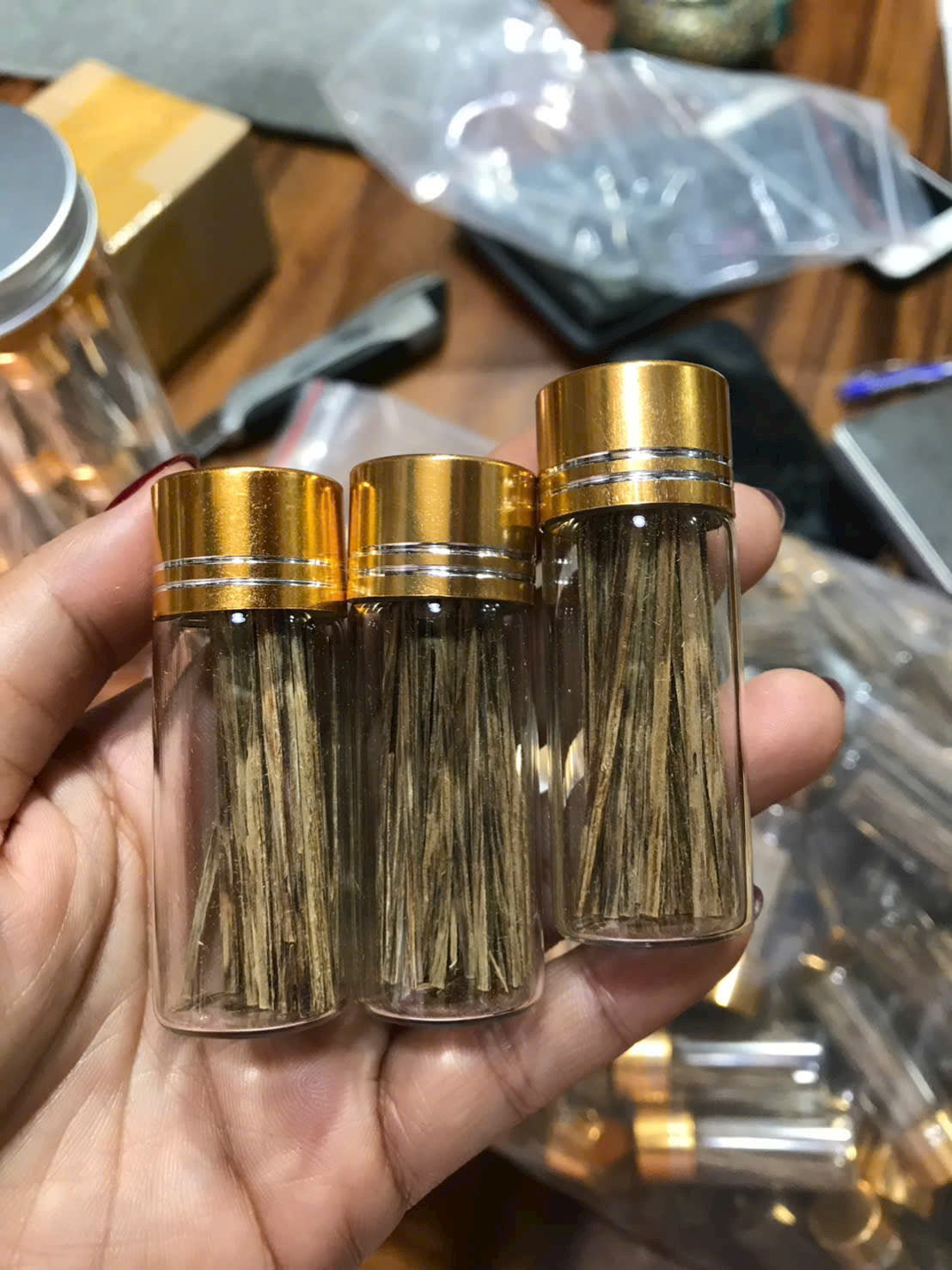 Natural Agarwood Tobacco Inserts (Premium Agarwood Cigarette Sticks)