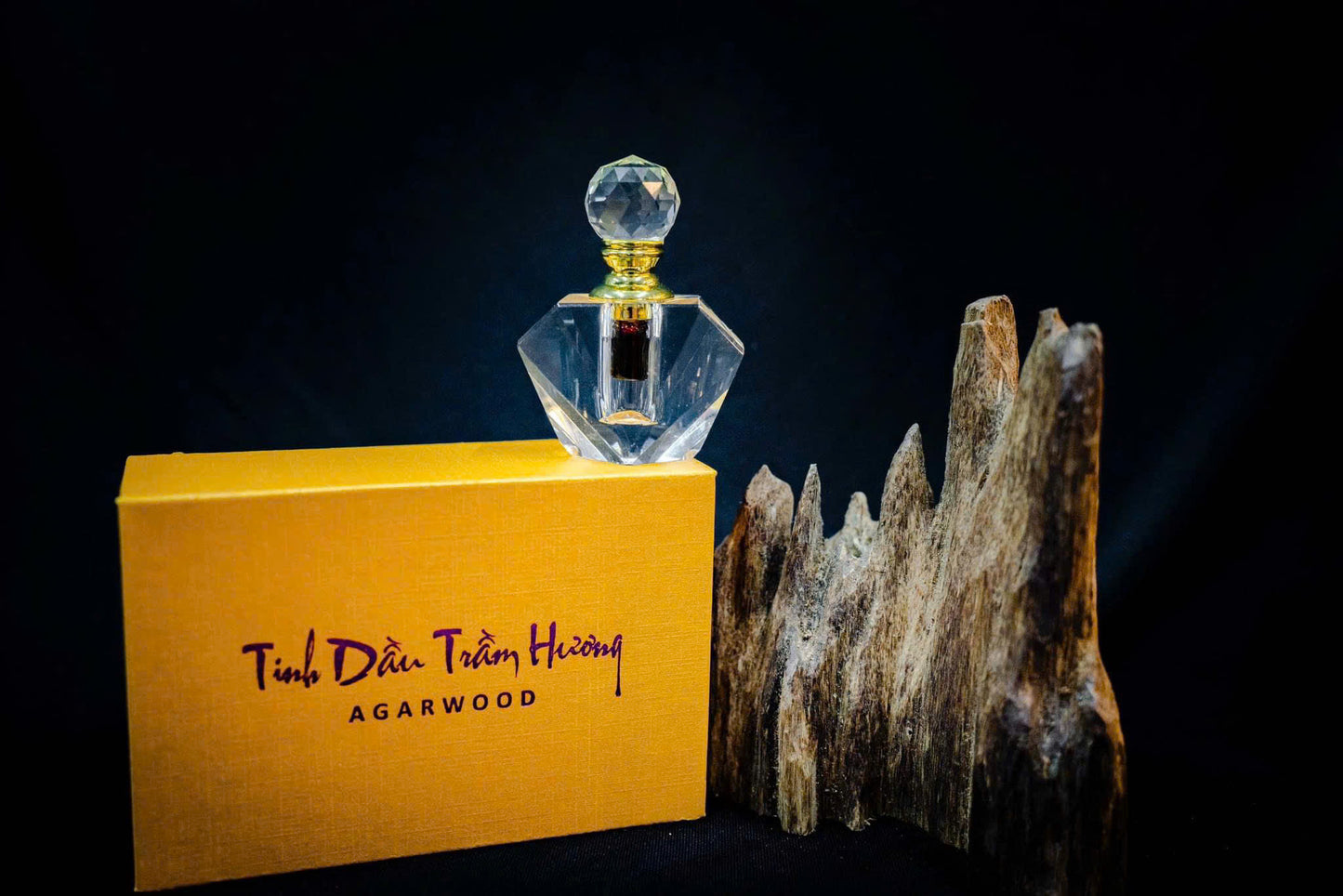 AAA Grade Agarwood Essential Oil – Premium Natural Oud Oil