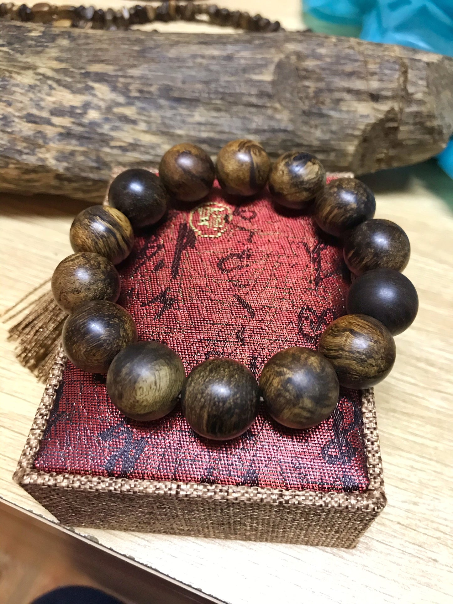 Wild Agarwood Bracelet ,Agarwood Bracelet Beads , Aroma Very Strong ,Fully Submerged In Water , Agarwood Jewelry