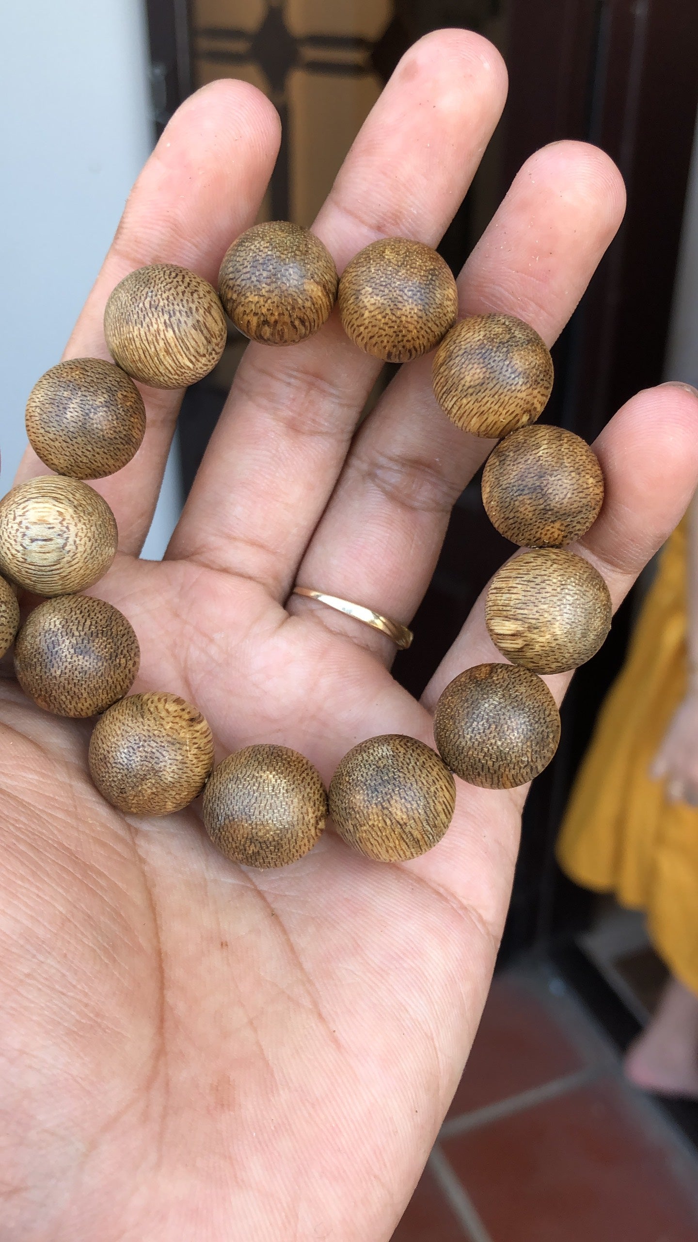 Quang Binh Wild Agarwood Bracelet,Super Grade In Vietnamese,The fragrance is sweet ,Strong Aroma