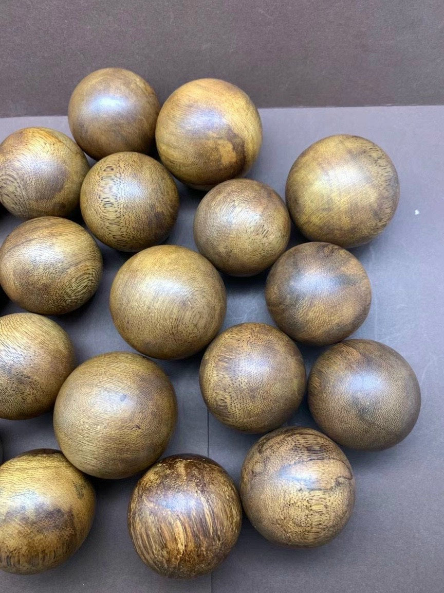 Agarwood Baoding Balls Health Hand Exercise , Massage Balls Stress Relieve, Relax Ball , Healing Therapy